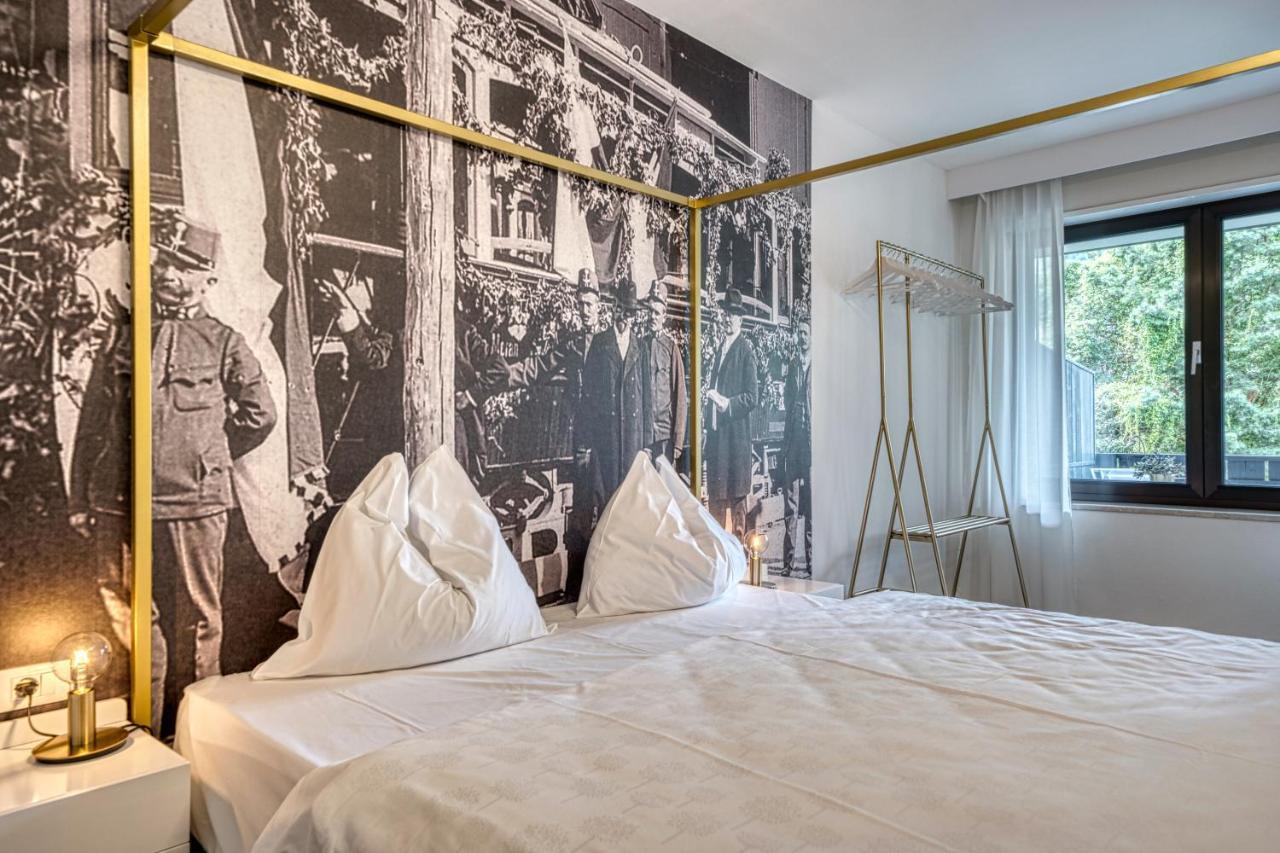 Goldfinger + Suites Lana Kültér fotó