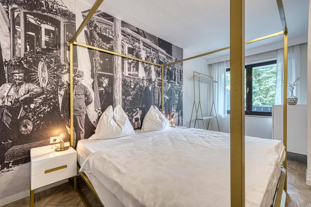 Goldfinger + Suites Lana Kültér fotó