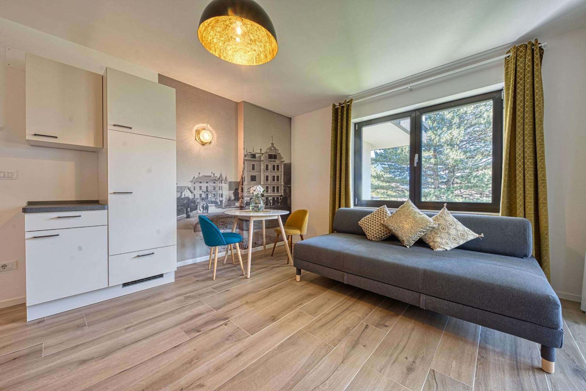 Goldfinger + Suites Lana Kültér fotó